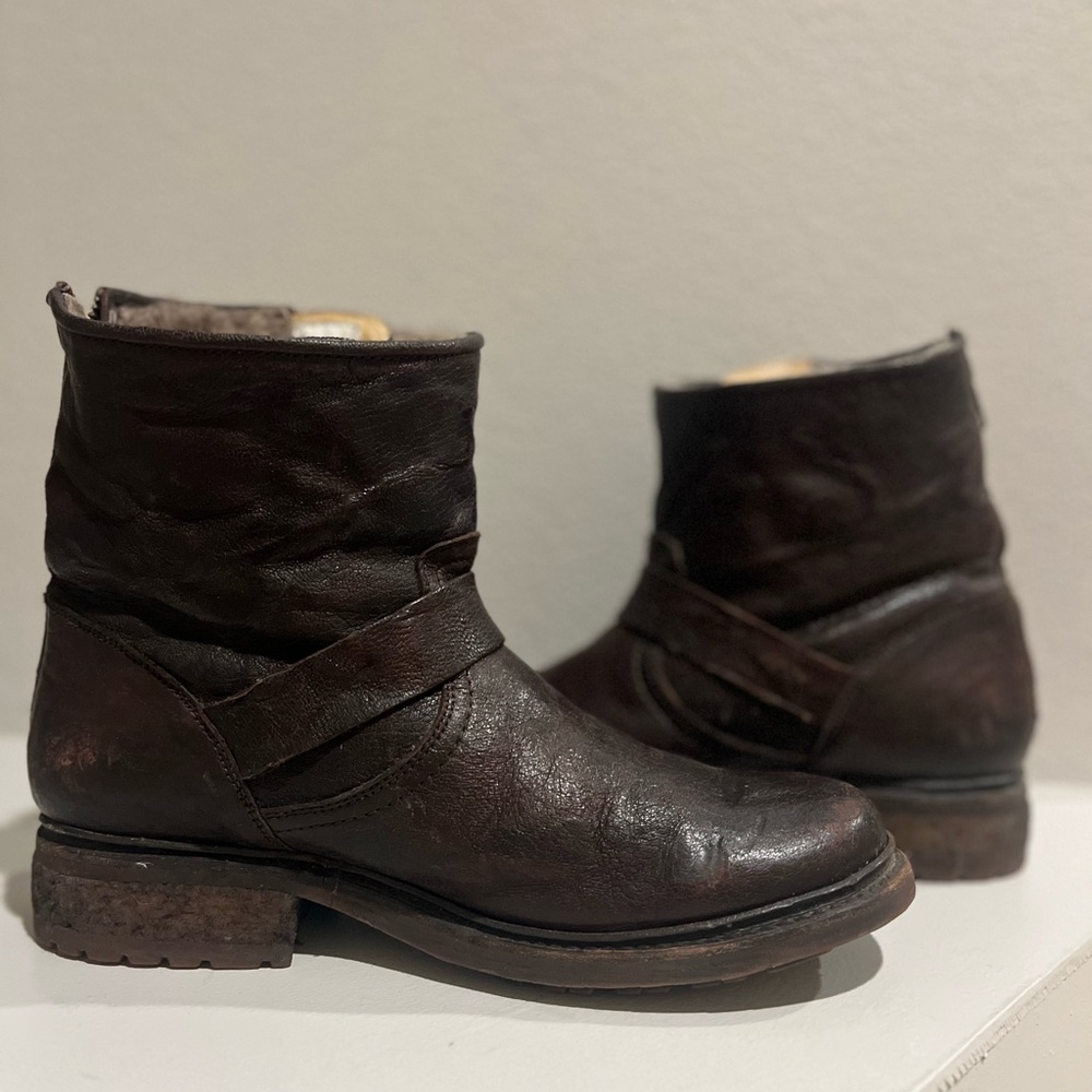 Frye Valerie Shearling Boots - Picture 4 of 7